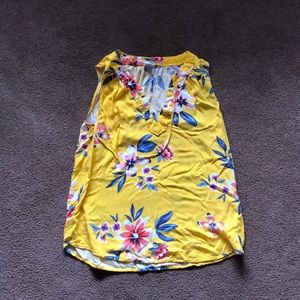 Yellow old navy sleeveless shirt.
